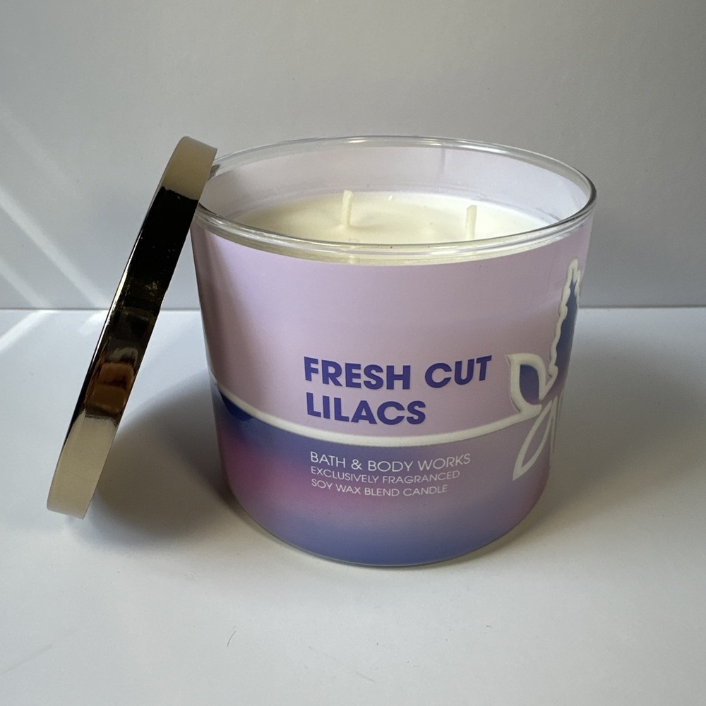 Bath & Body Works Fresh Cut Lilacs 3-Wick Scented Candle 14.5oz New